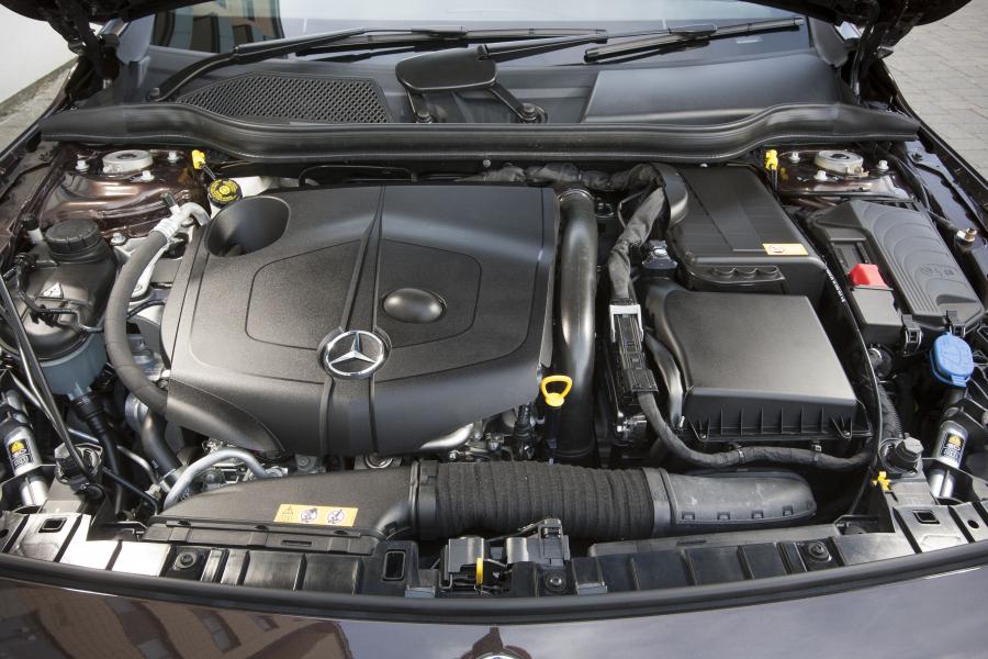  Mercedes-Benz GLA200 CDI 2014 года  (UK) (фото 46 из 46)